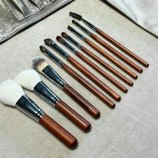Elegant Brush Set – Wood & Leather