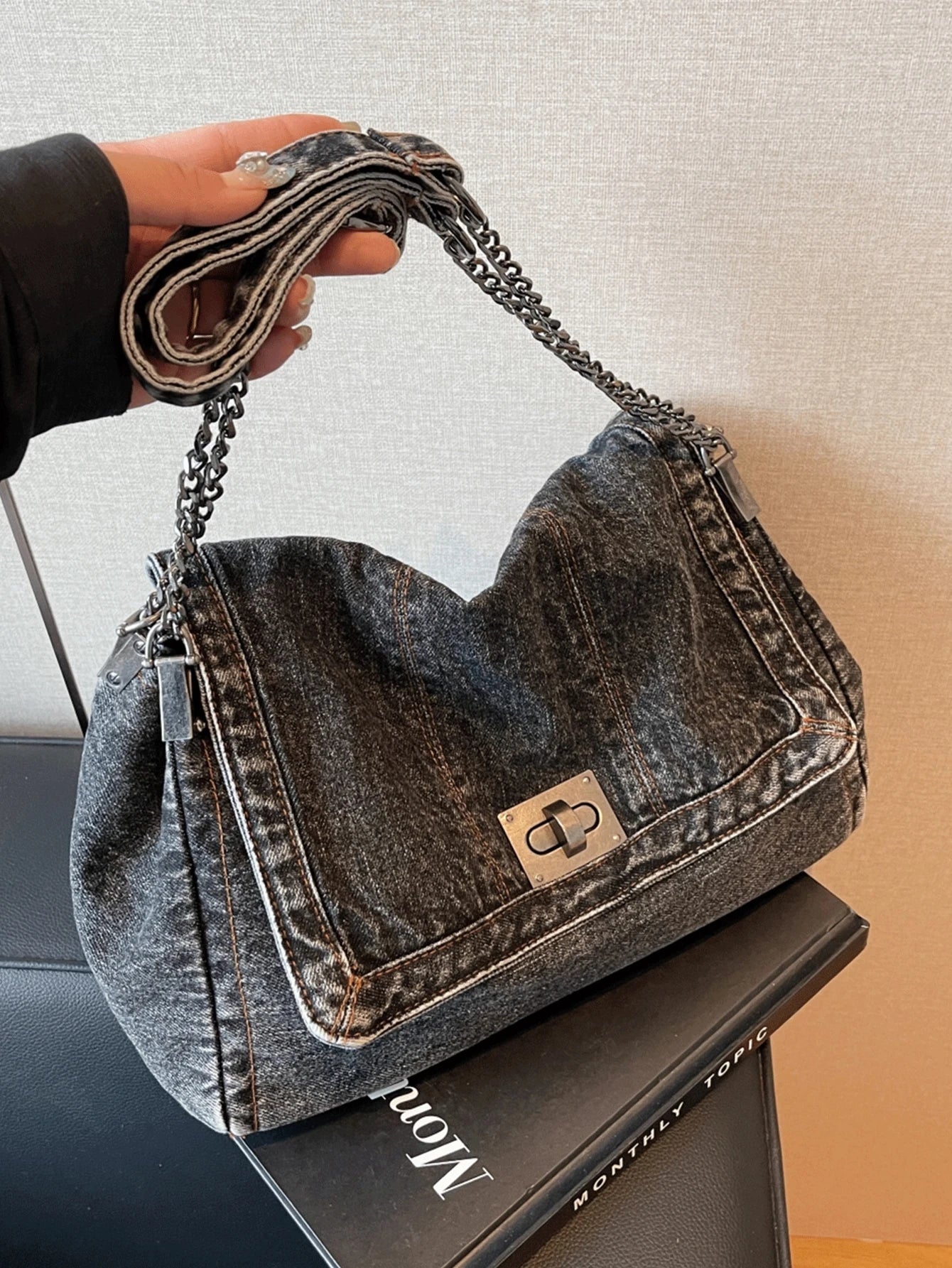 Denim Tote Bag – Chain Strap, Metal Buckle, Vintage Design