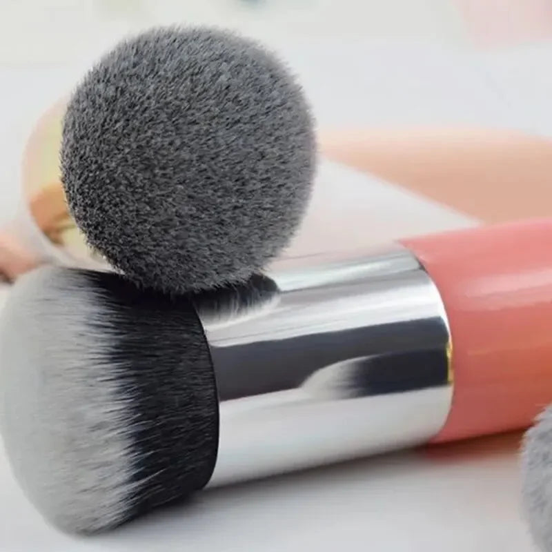 Foundation Brush – Mushroom Design, Smooth Application