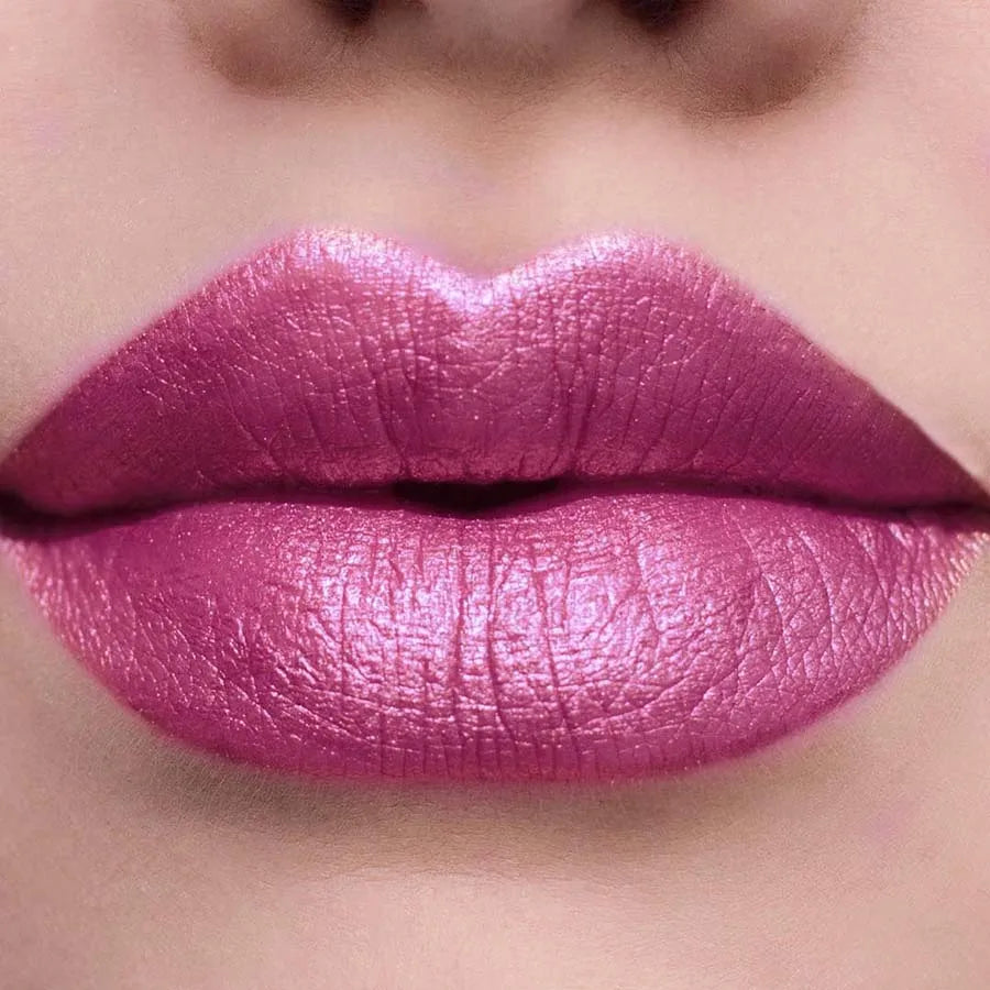 Red Metallic Lip Gloss – Glittery & Waterproof