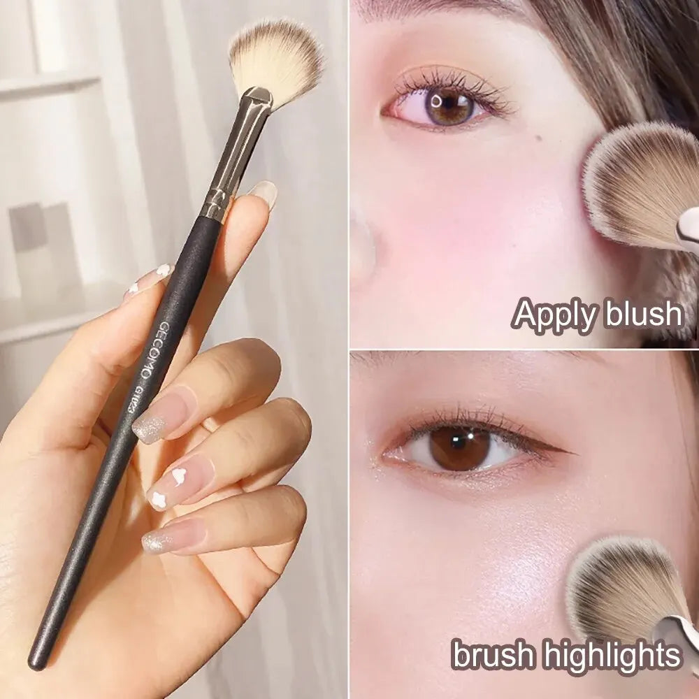 2-in-1 Highlighting Brush – Blusher & Powder