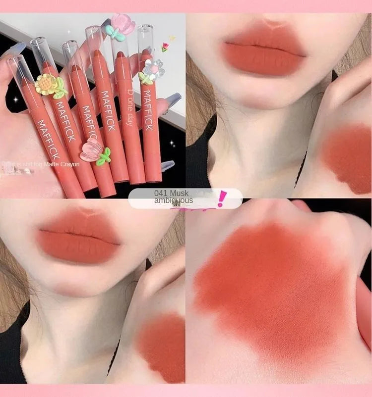 Matte Velvet Lip Pen – Bold & Waterproof