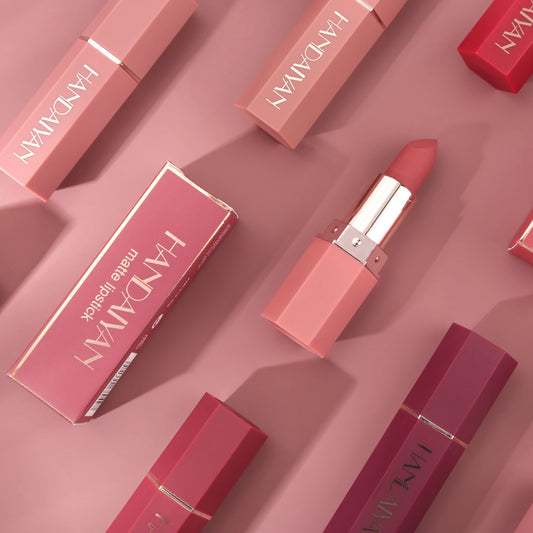 6-Color Matte Lipstick – Vibrant & Long-Lasting