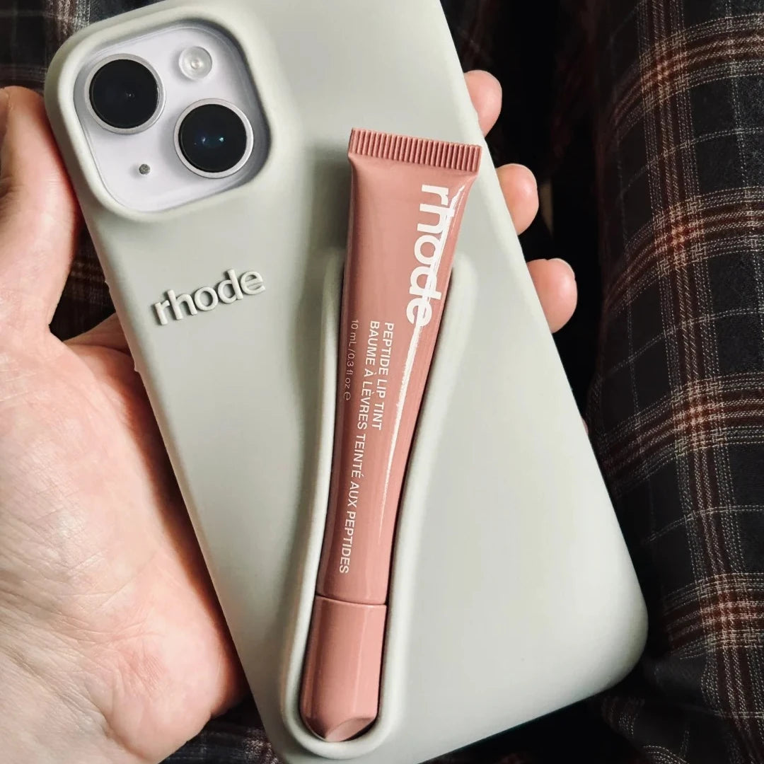 Lip Balm Phone Case – Moisturizing Gloss