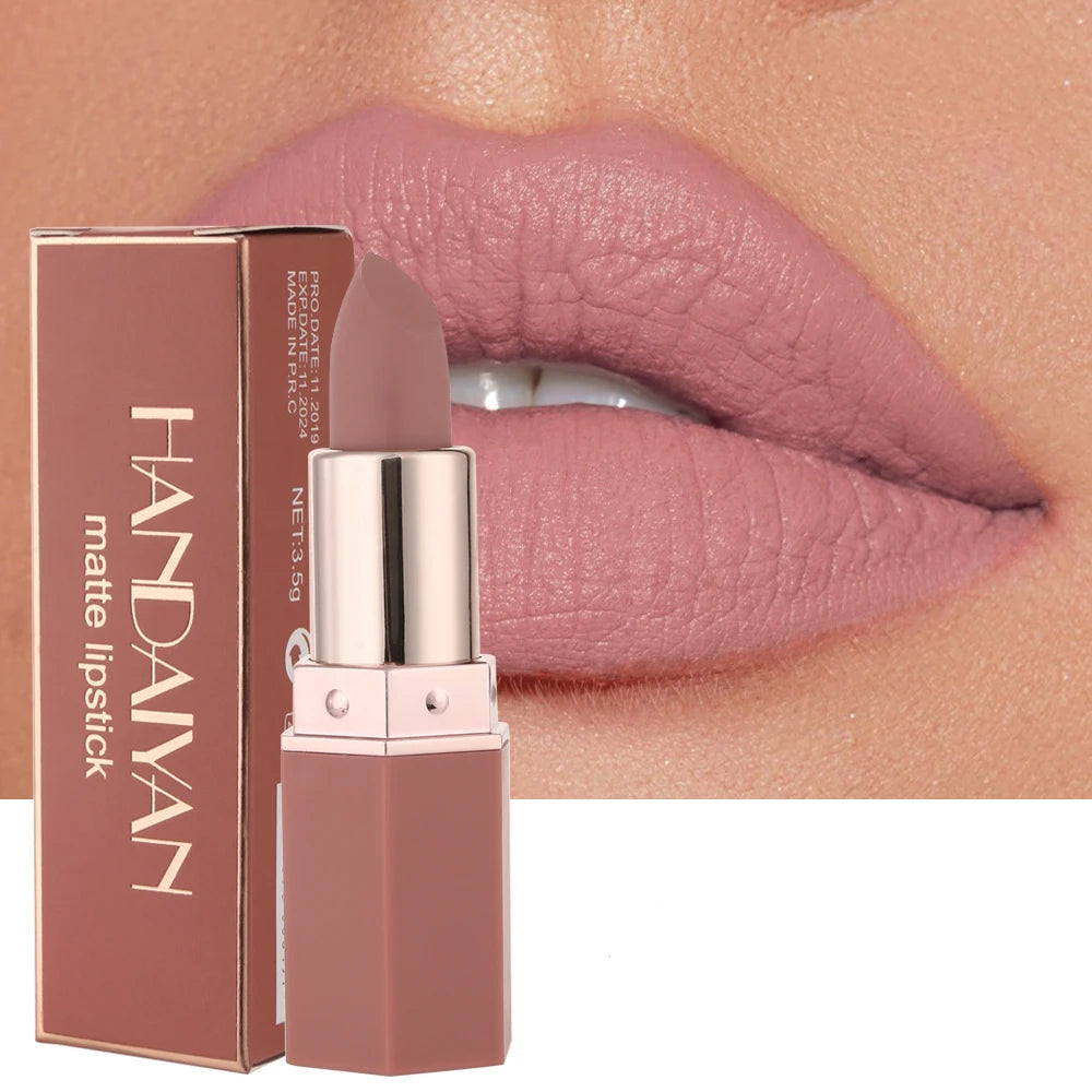 6-Color Matte Lipstick – Vibrant & Long-Lasting