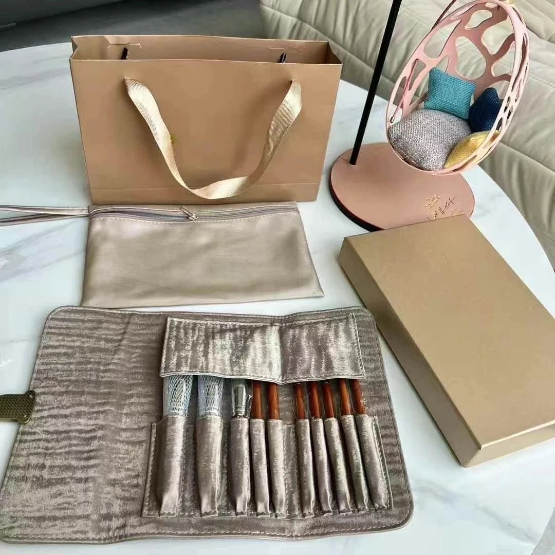 Elegant Brush Set – Wood & Leather