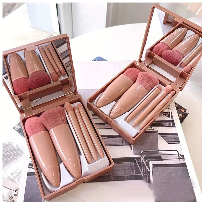Beauty in Your Bag – Mirror Brush Kit