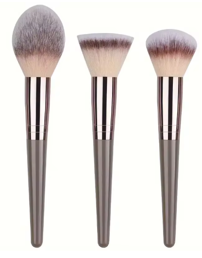 Perfectly Packed – Pro Brushes for All Looks