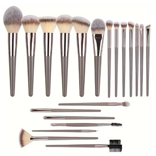 Perfectly Packed – Pro Brushes for All Looks
